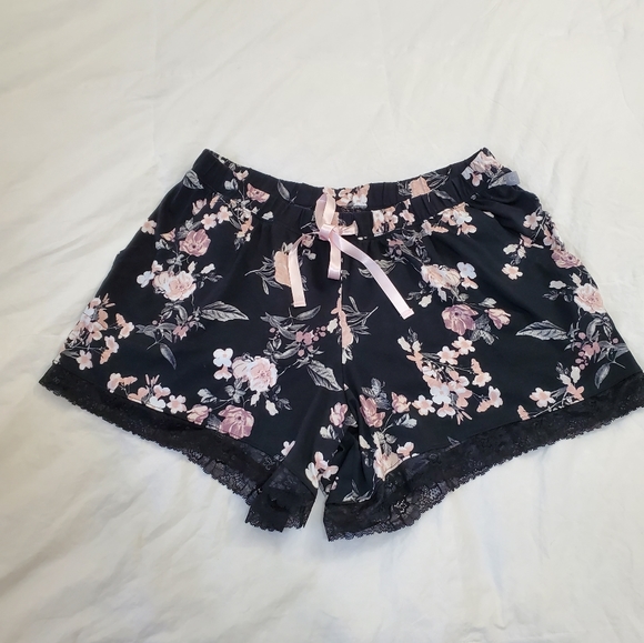 Sold Mercari- Lane Bryant Floral Sleep Shorts - Picture 4 of 15